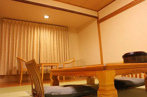 Ryokan 碧の美ゆゆaonobi Yuyu旧湯元白金温泉ホテル Biei